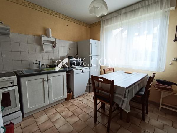 Appartement
                                                                                                                                                                                                                                                                                                                        3 pièce(s)                                                                                                                                                                                                          2 chambre(s)                                                                                                                                                                                                          73  m²