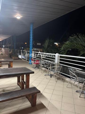 Fonds De Commerce à BAIE-MAHAULT, 97122 - 160m²