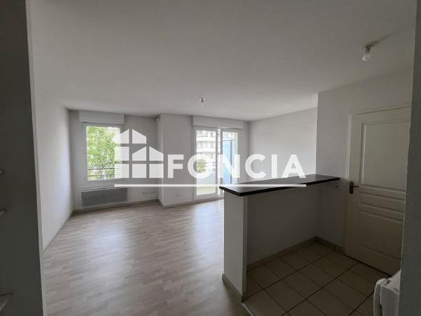 Location Appartement 2 pièces 42.8 m² - 101 AVENUE PIERRE MENDES FRANCE Avrille 49240