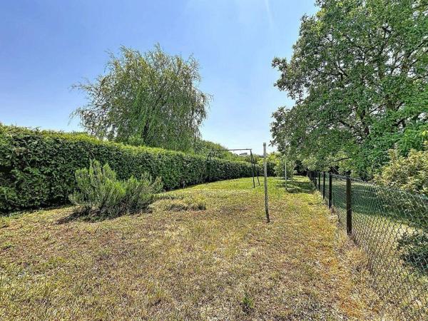 Maison F7 avec beau terrain