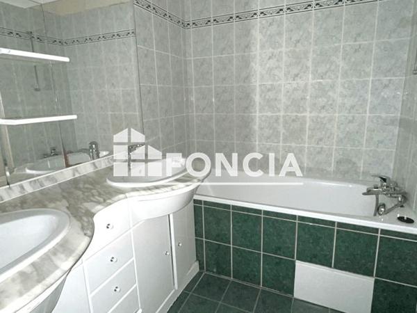 Location Maison 6 pièces 103.4 m² - 8 SQUARE DE L'EMILIE ROMAGNE Cholet 49300