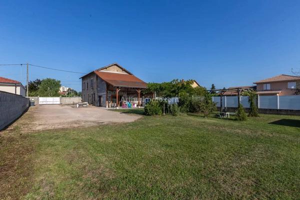 Vente Maison 8 pièces 245 m2 à Pont-de-Chéruy