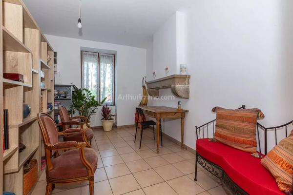 Vente Maison 8 pièces 245 m2 à Pont-de-Chéruy