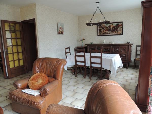 Maison  4 pièce(s)  2 chambre(s)  94 m²