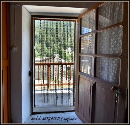 Dpt Hautes Alpes (05), à vendre AIGUILLES maison P3