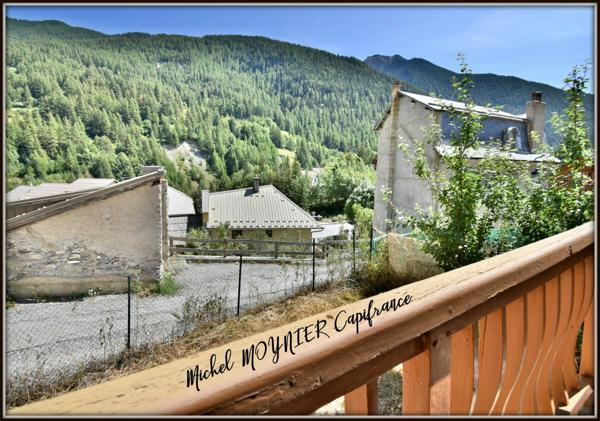 Dpt Hautes Alpes (05), à vendre AIGUILLES maison P3