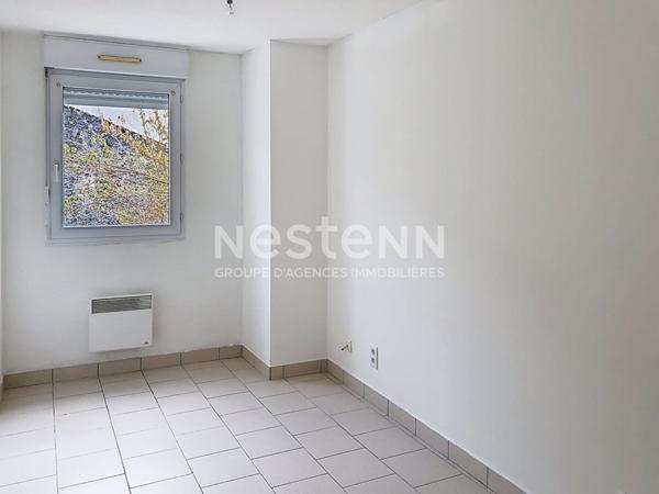 SOUS COMPROMIS ! En Exclusivité!! Immeuble centre Yssingeaux 2 appartements avec cour et terrasse