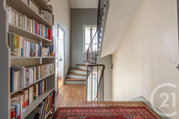 Maison à vendre  7 pièces - 141,88 m 2   ST MAUR DES FOSSES  - 94