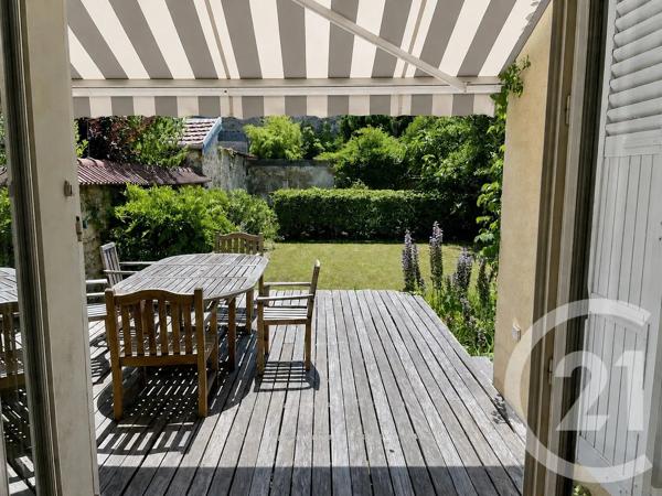 Maison à vendre  7 pièces - 141,88 m 2   ST MAUR DES FOSSES  - 94