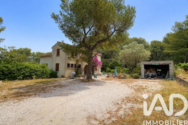 Maison à vendre 6 pièces 118 m² Sanary-sur-Mer