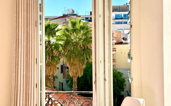 Appartement à vendre    5 pièces •  Nice