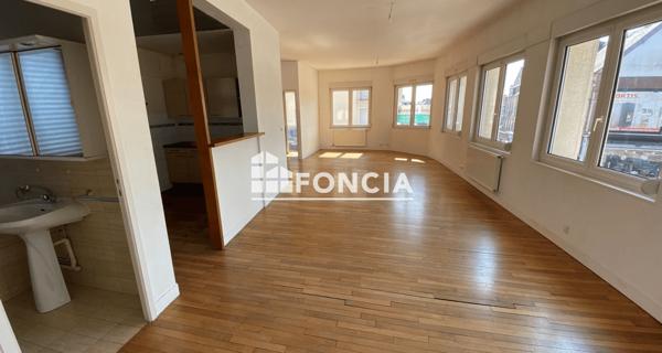 Location Appartement 3 pièces 78 m² - Flers 61100