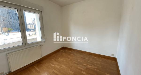 Location Appartement 3 pièces 78 m² - Flers 61100
