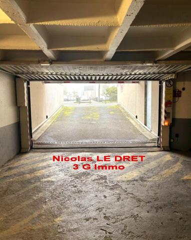 Vente / Garage / Parking