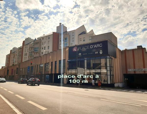 Vente / Garage / Parking