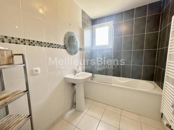 maison de 2016 de 105 m2 sur terrain de 500 m2