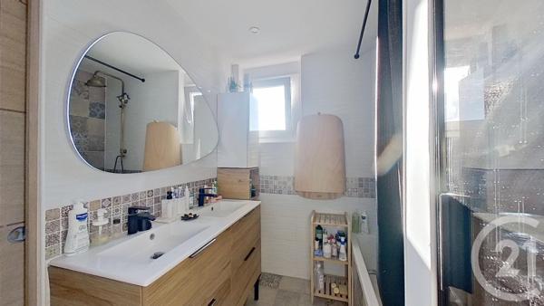 Appartement F3 à vendre  3 pièces - 72,20 m2 NOGENT SUR MARNE - 94