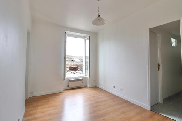 Appartement 3 pièces 32.20 m2 - PARIS XIII BNF