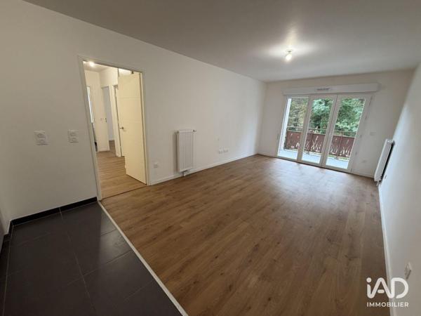 Location appartement 3 pièces 59 m² Dammarie-les-Lys