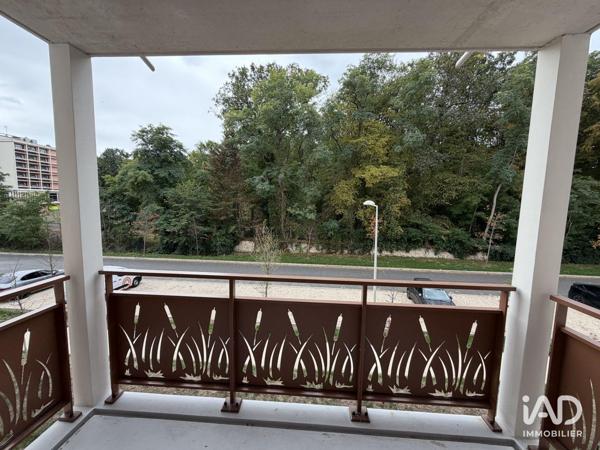 Location appartement 3 pièces 59 m² Dammarie-les-Lys