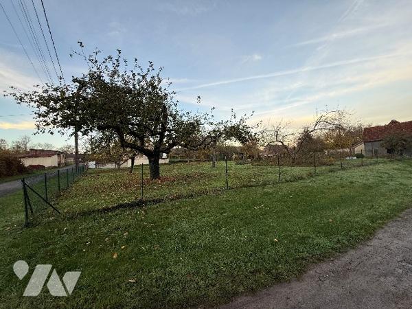 Commune de MIRVAUX(80260), vente de TAB d'une superficie totale de 1187 m²