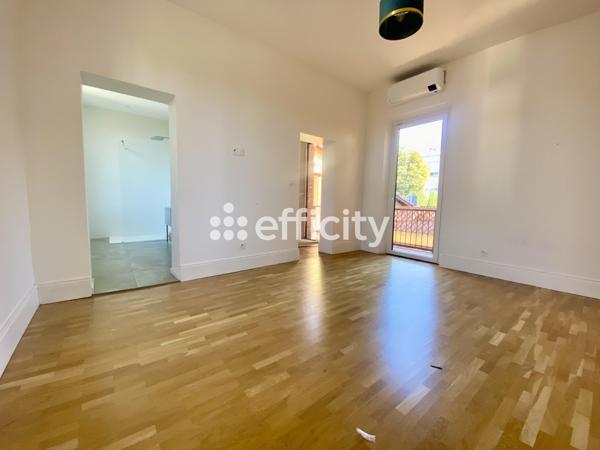 Maison 7 pièces - 255 m² Exclusivité efficity