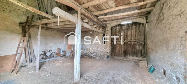 À VENDRE – Ancien café à rénover à Sennevoy-le-Bas