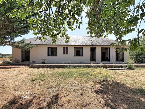 Maison de plain-pied - Terrain d'exception de 6 350 m²