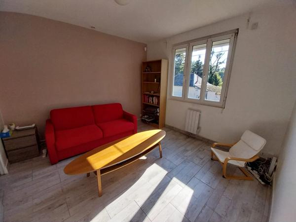 Maison Meulan En Yvelines 2 chambres, jardin, dépendance