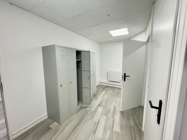 Bureaux à louer à ISNEAUVILLE 76230
