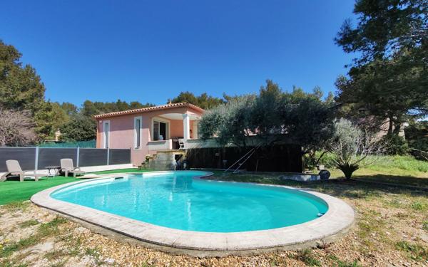 Maison à vendre    4 pièces •  Beaucaire