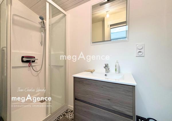 Appartement à DONVILLE-LES-BAINS, 50350 - 1 pièce 25m²