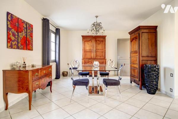 Saint Jean le Blanc, maison avec piscine et 2 garages