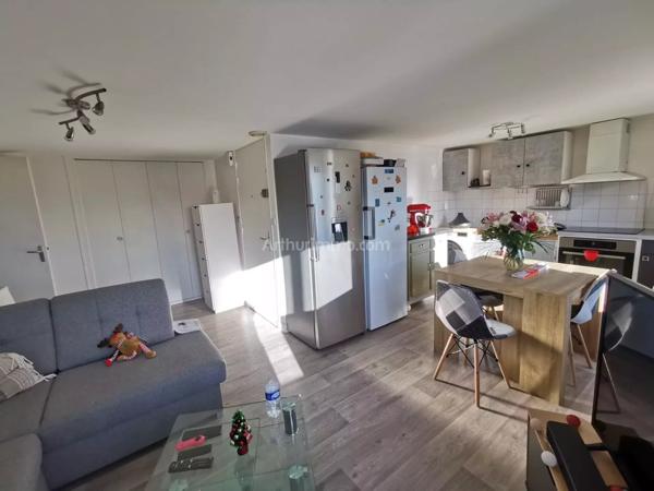 Location Appartement 2 pièces 43 m2 à Pleumeleuc