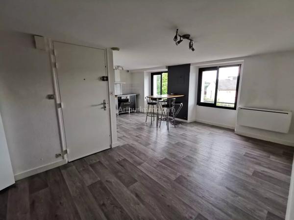 Location Appartement 2 pièces 43 m2 à Pleumeleuc