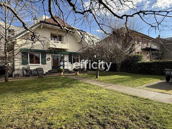 Maison 5 pièces - 165 m²