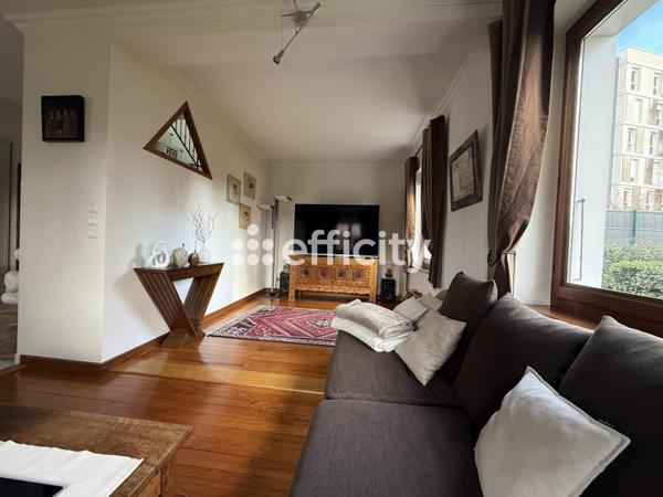 Maison 5 pièces - 165 m²