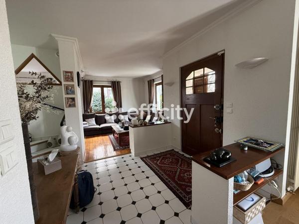 Maison 5 pièces - 165 m²