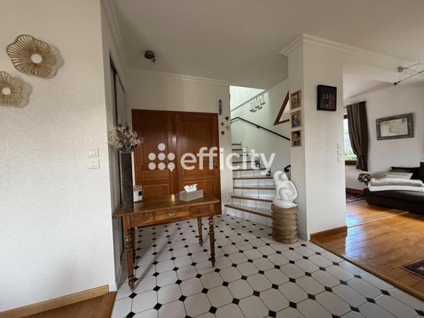 Maison 5 pièces - 165 m²