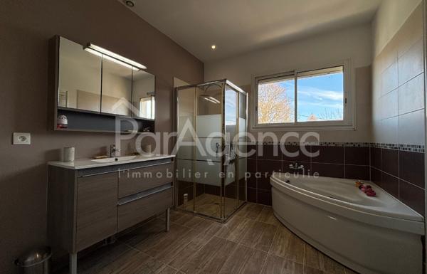 Maison familiale 248 m2 400 m plage Royan Le Parc