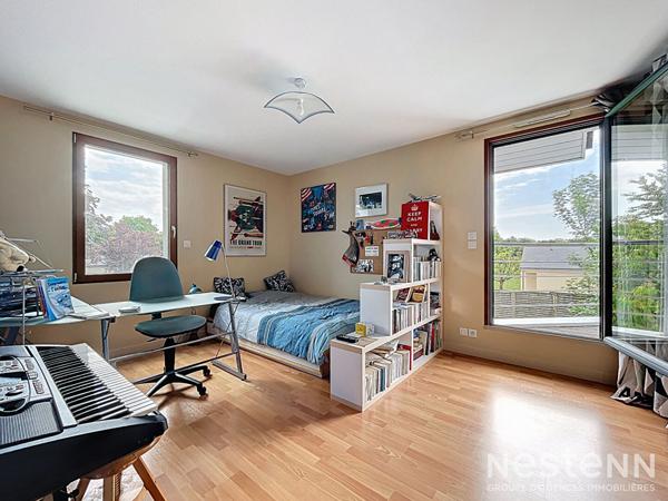 A vendre : Maison 5 chambres + bureau de 208 m² à Carquefou