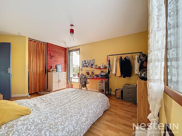 A vendre : Maison 5 chambres + bureau de 208 m² à Carquefou