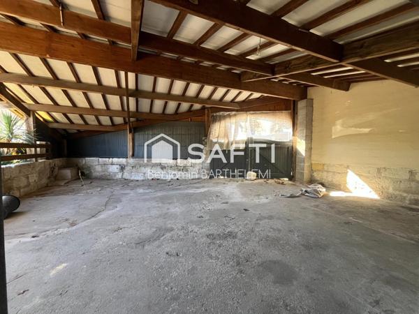 Une maison en pierre pleine de potentiel, dans un emplacement recherché,