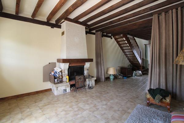 MAISON ANCIENNE HUISSEAU SUR COSSON 174 M²