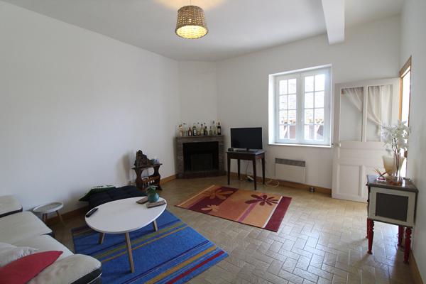 MAISON ANCIENNE HUISSEAU SUR COSSON 174 M²
