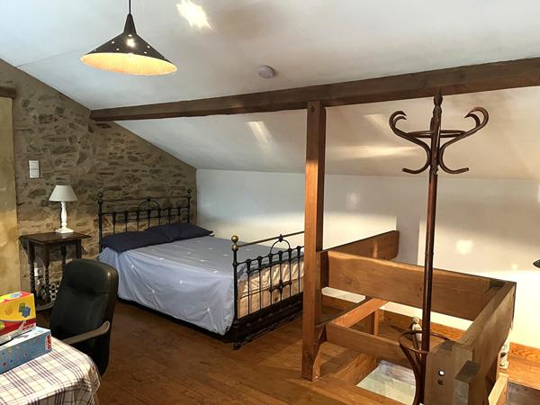 Maison 3 chambres avec beau jardin Champagnac la riviere