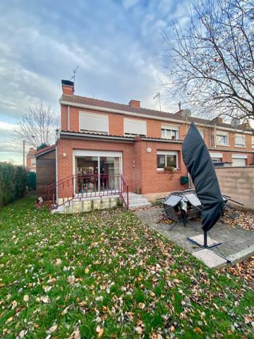 MAISON TYPE BÂTIR SEMI-INDIVIDUELLE AVEC GARAGE