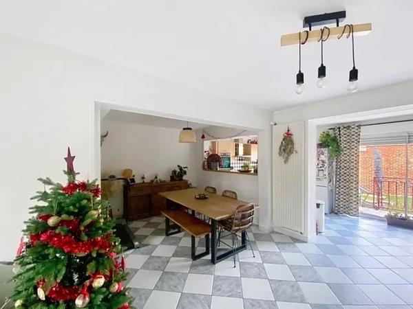 MAISON TYPE BÂTIR SEMI-INDIVIDUELLE AVEC GARAGE