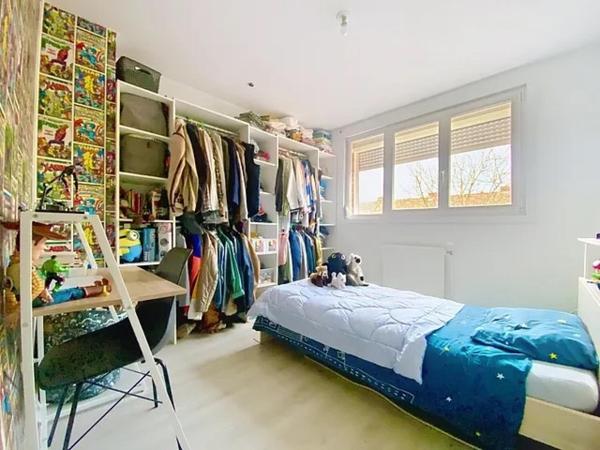 MAISON TYPE BÂTIR SEMI-INDIVIDUELLE AVEC GARAGE