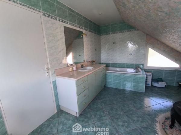 Maison 198 m² à Vailly-sur-Aisne 02370
